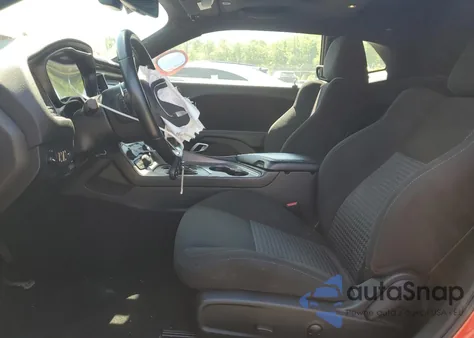 2023 Dodge Challenger R/T z USA, uszkodzony, nr VIN 2C3CDZBT3PH525786